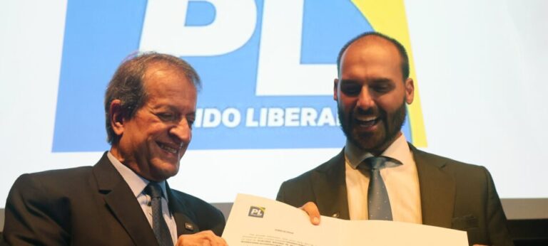Sem Eduardo Bolsonaro e Zambelli, PL aposta em vereadores na disputa de 2026